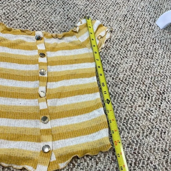 Trendy JS Brand Yellow Striped Women's Top with Ruffle Edges - Picture 7 of 8